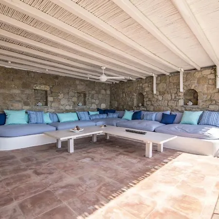Villa Ostraco, Beachfront House 50m From The Beach *